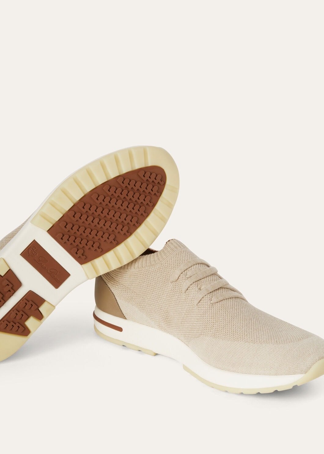 360 Lp Flexy Walk Sneaker - 5