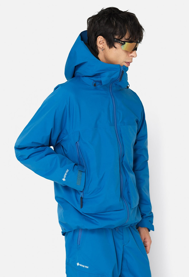 JOHN ELLIOTT X DESCENTE ALLTERRAIN SHELL JACKET 4
