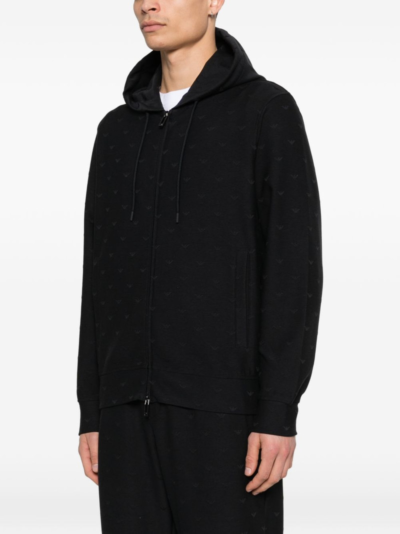 zip-up hoodie 3