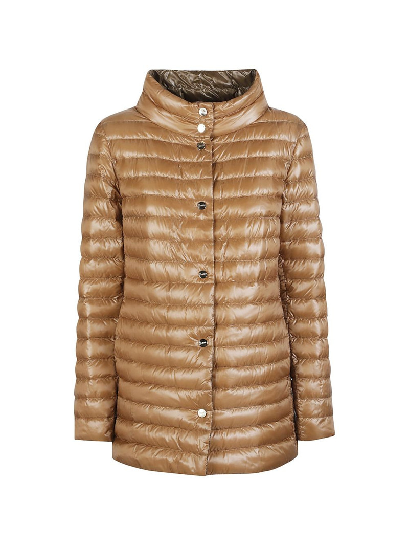 buttoned coat 1