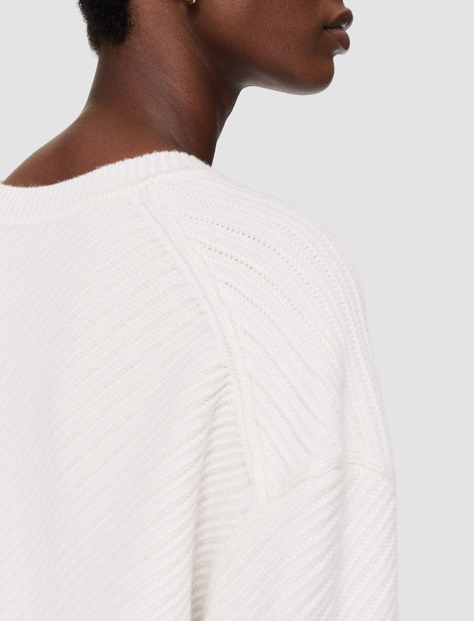 Diagonal Knit Round Neck Jumper - 5