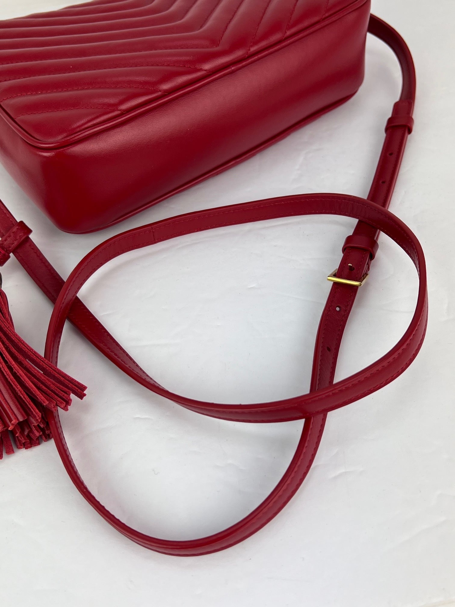 YVES SAINT LAURENT Matelasse Calfskin Lou Camera Red Crossbody Bag - 7