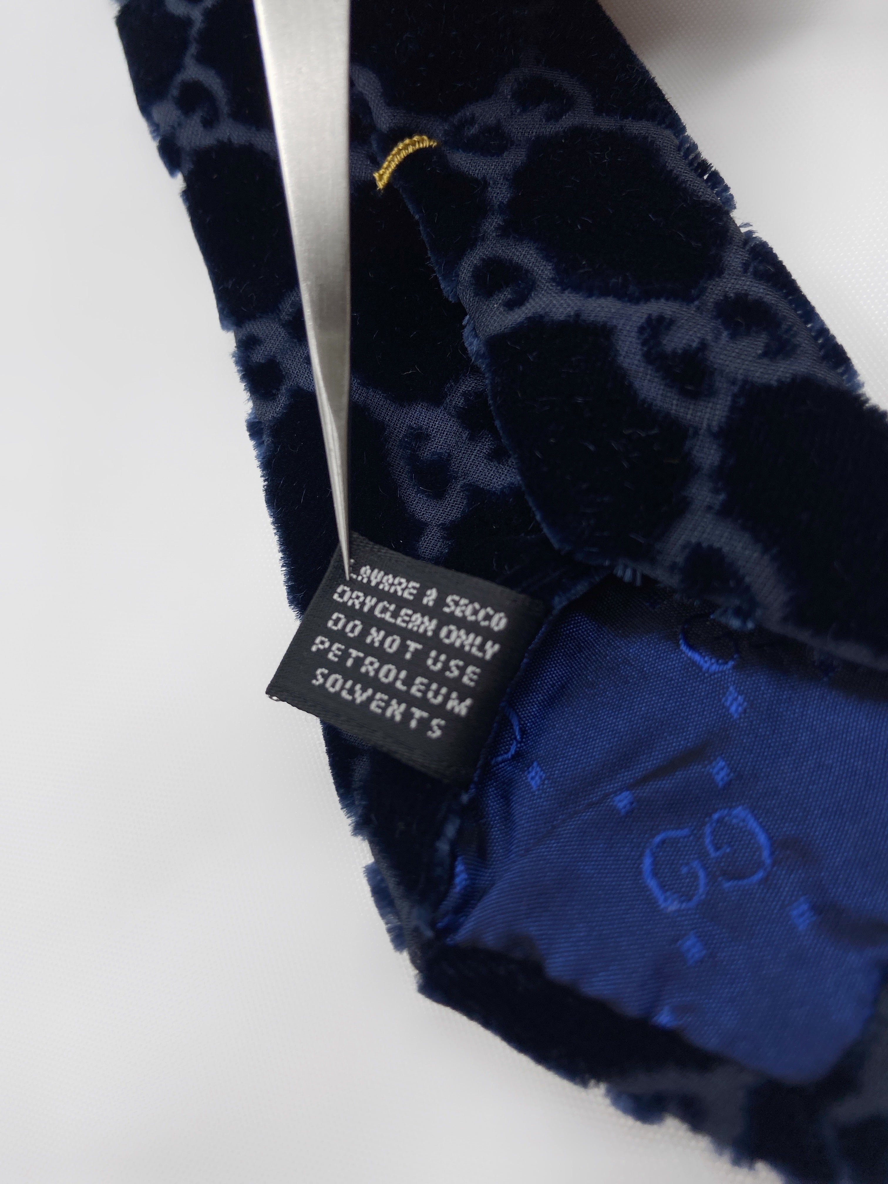 Gucci Fall 1997 Tom Ford Navy Monogrammed Velvet Silk Tie - 13