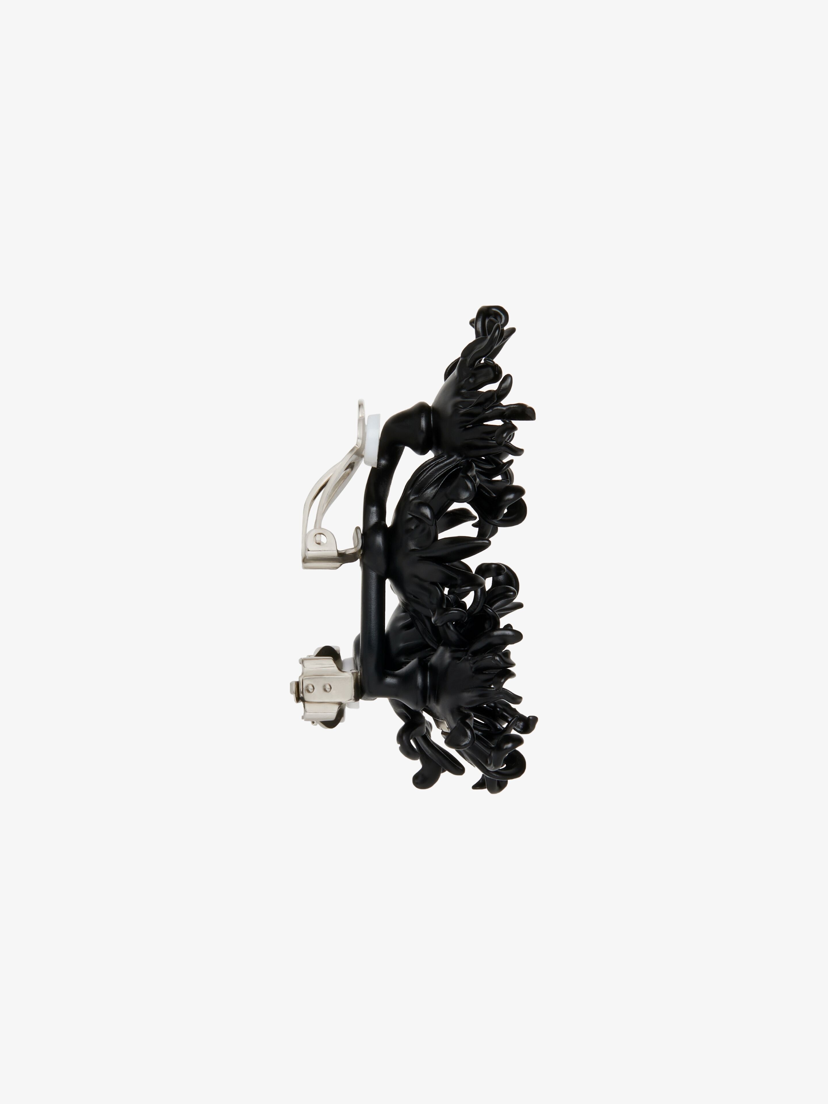 DAISY CLIP EARRING IN METAL AND ENAMEL WITH CRYSTALS 4