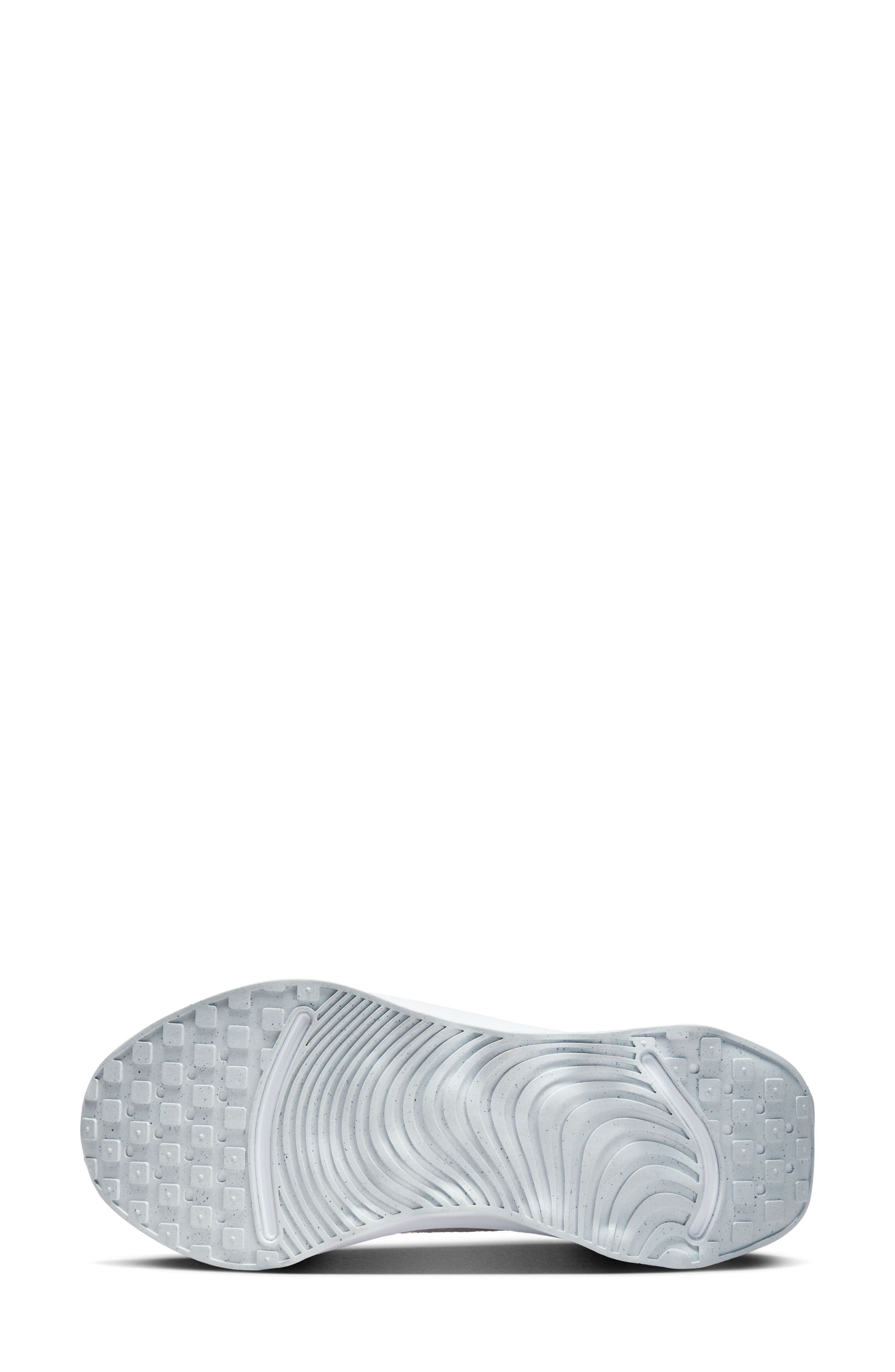 Nike Motiva Road Runner Walking Shoe in White/Summit/Platinum at Nordstrom - 4
