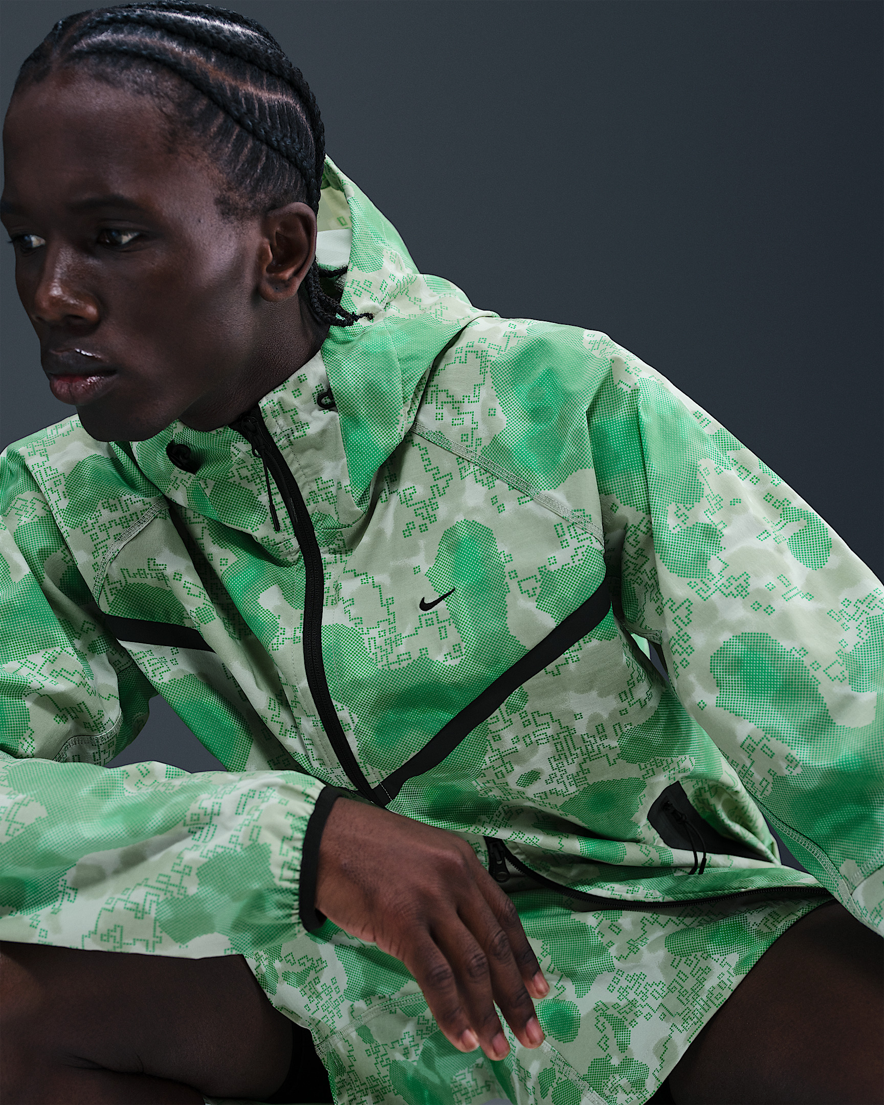 Nike Tech Men's Dri-FIT Woven Camo Windrunner Oversized Jacket - 3