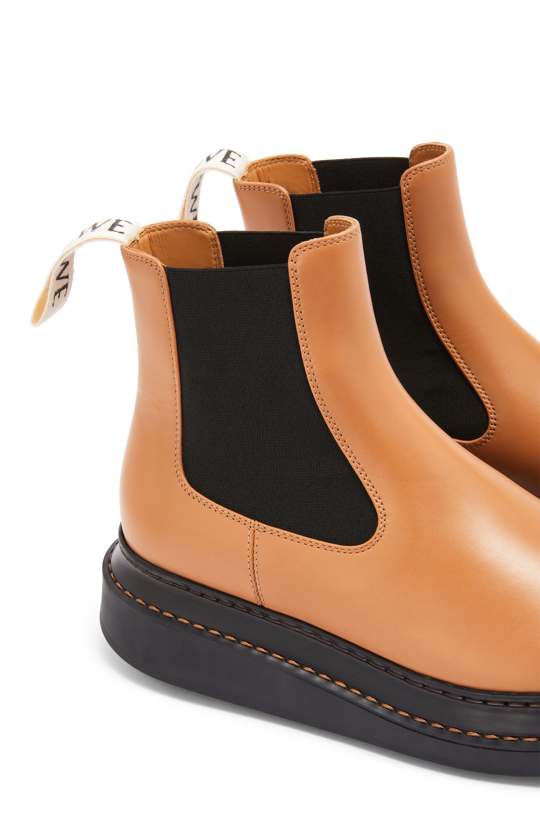 Chelsea boot in calfskin - 4