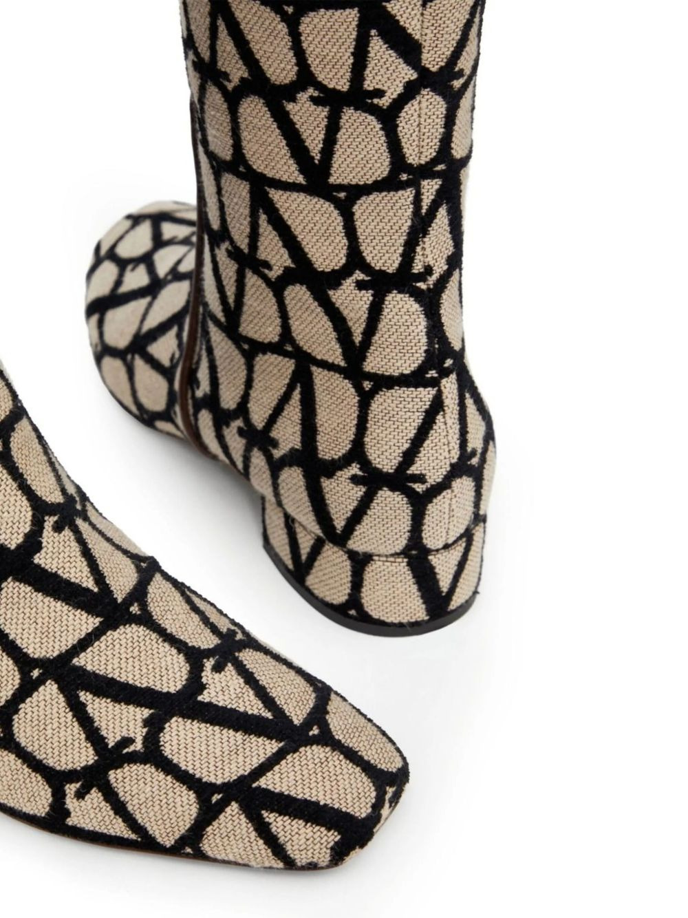 Toile Iconographe VLogo Type boots - 5