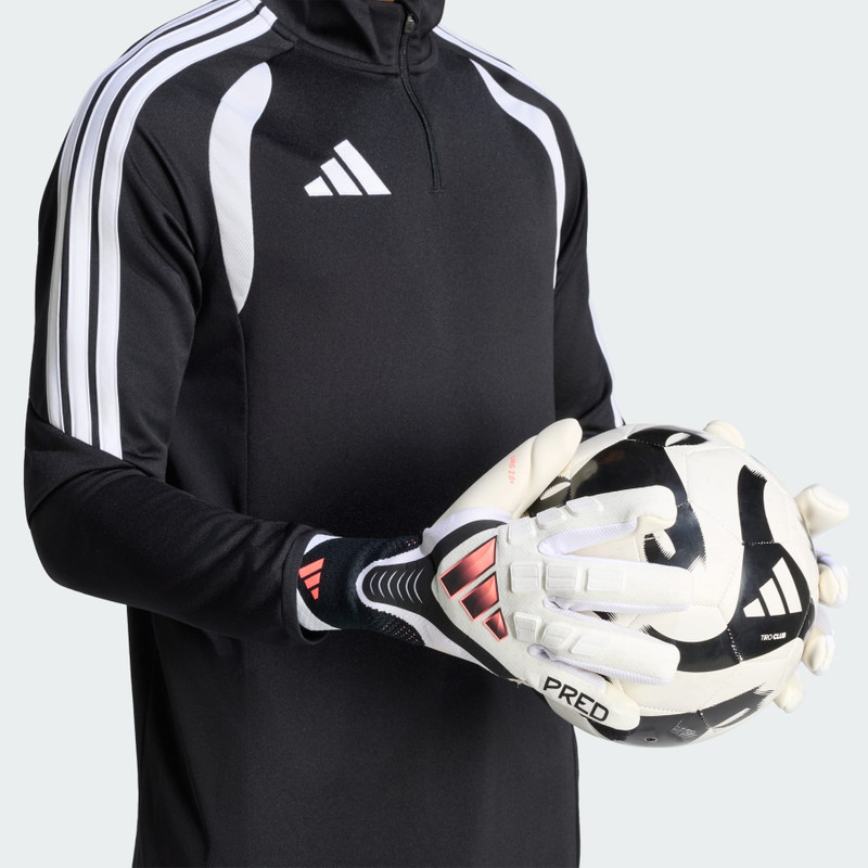 Predator Pro Goalkeeper Glove 6