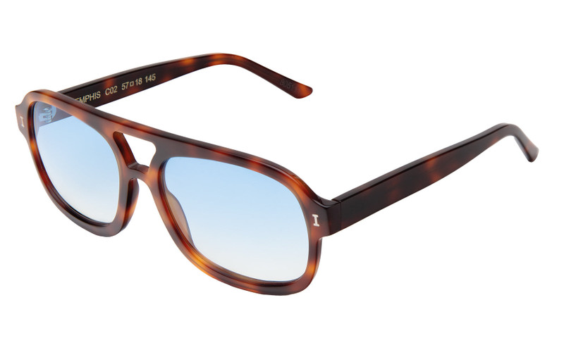 illesteva Memphis 57 Sunglasses outlook