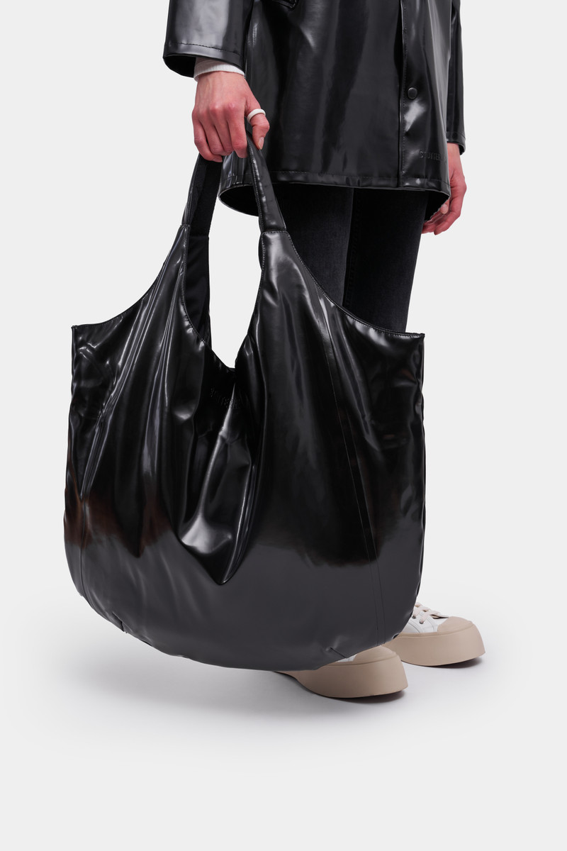 Stutterheim Svea Puffer Bag Opal Black outlook