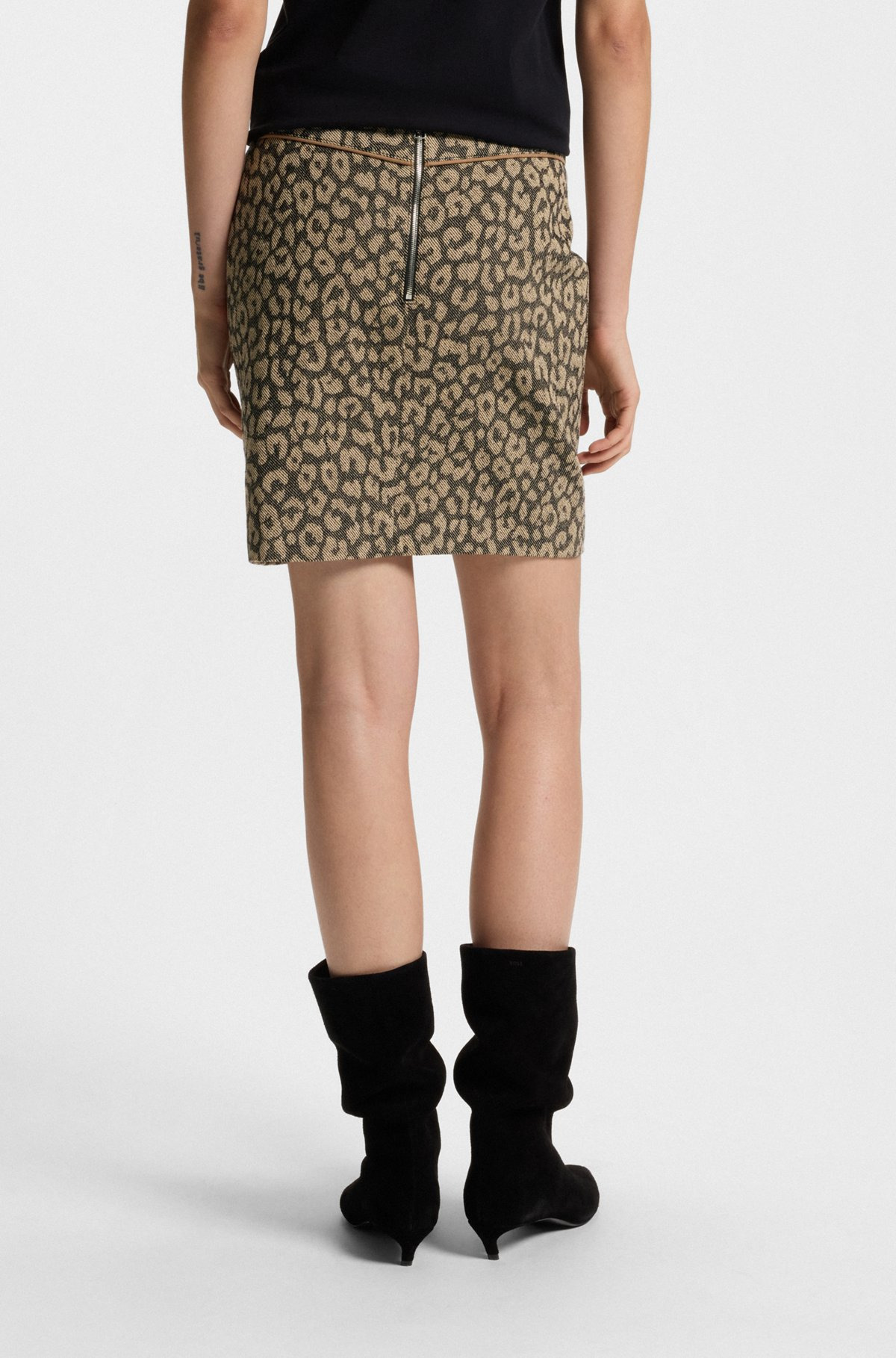 MINI SKIRT IN LEOPARD JACQUARD - 4