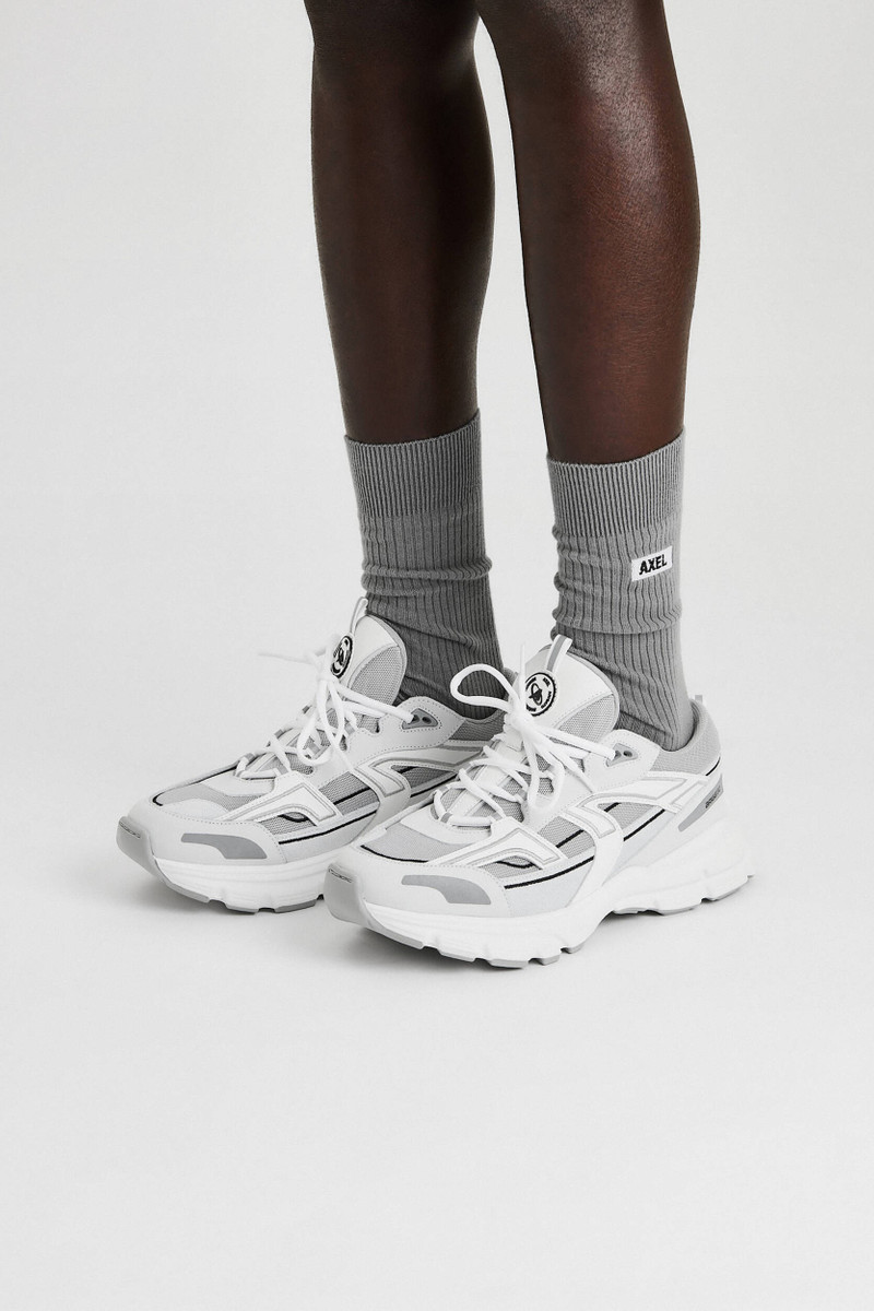 Marathon R-Trail Sneaker 7