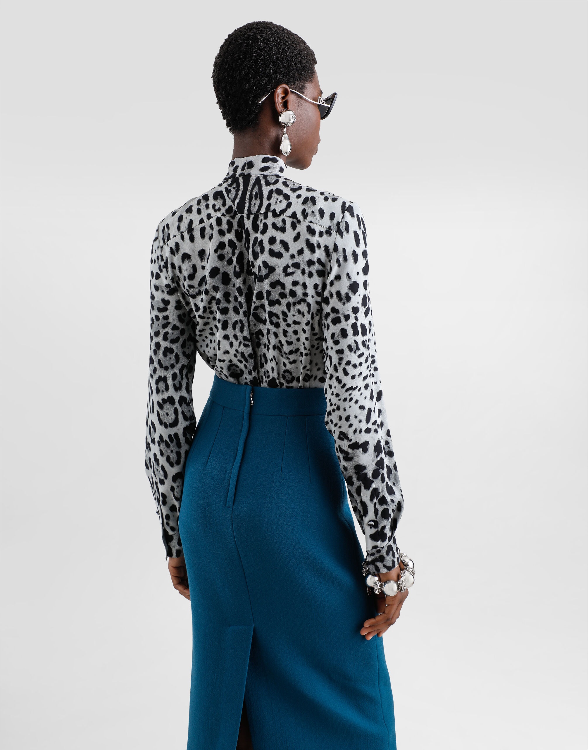 Leopard-print charmeuse shirt with pussy-bow - 5