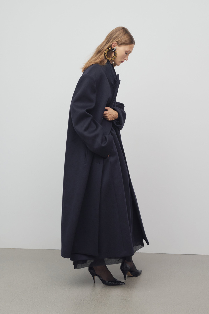 Harisi Coat in Cashmere 4
