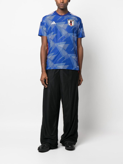 adidas logo-print T-shirt outlook