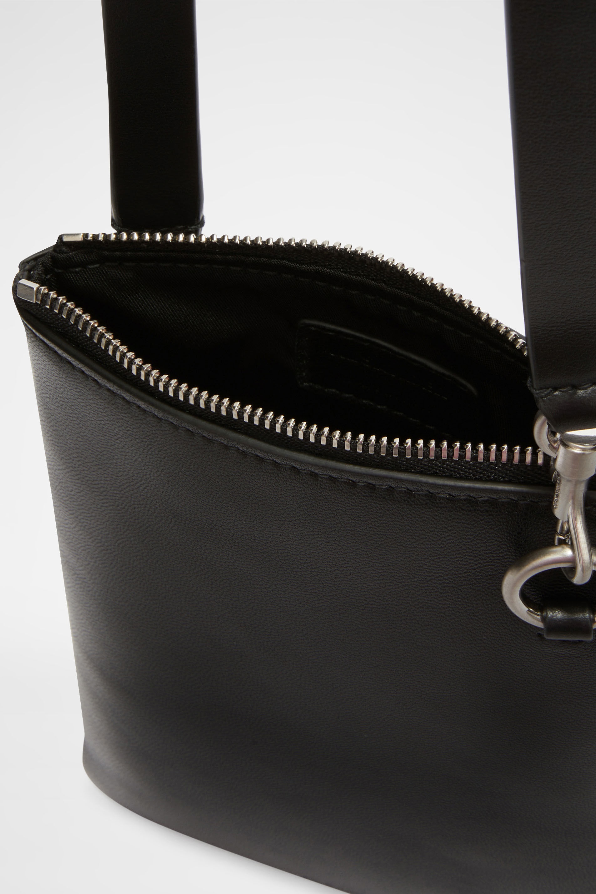Pouch - 3