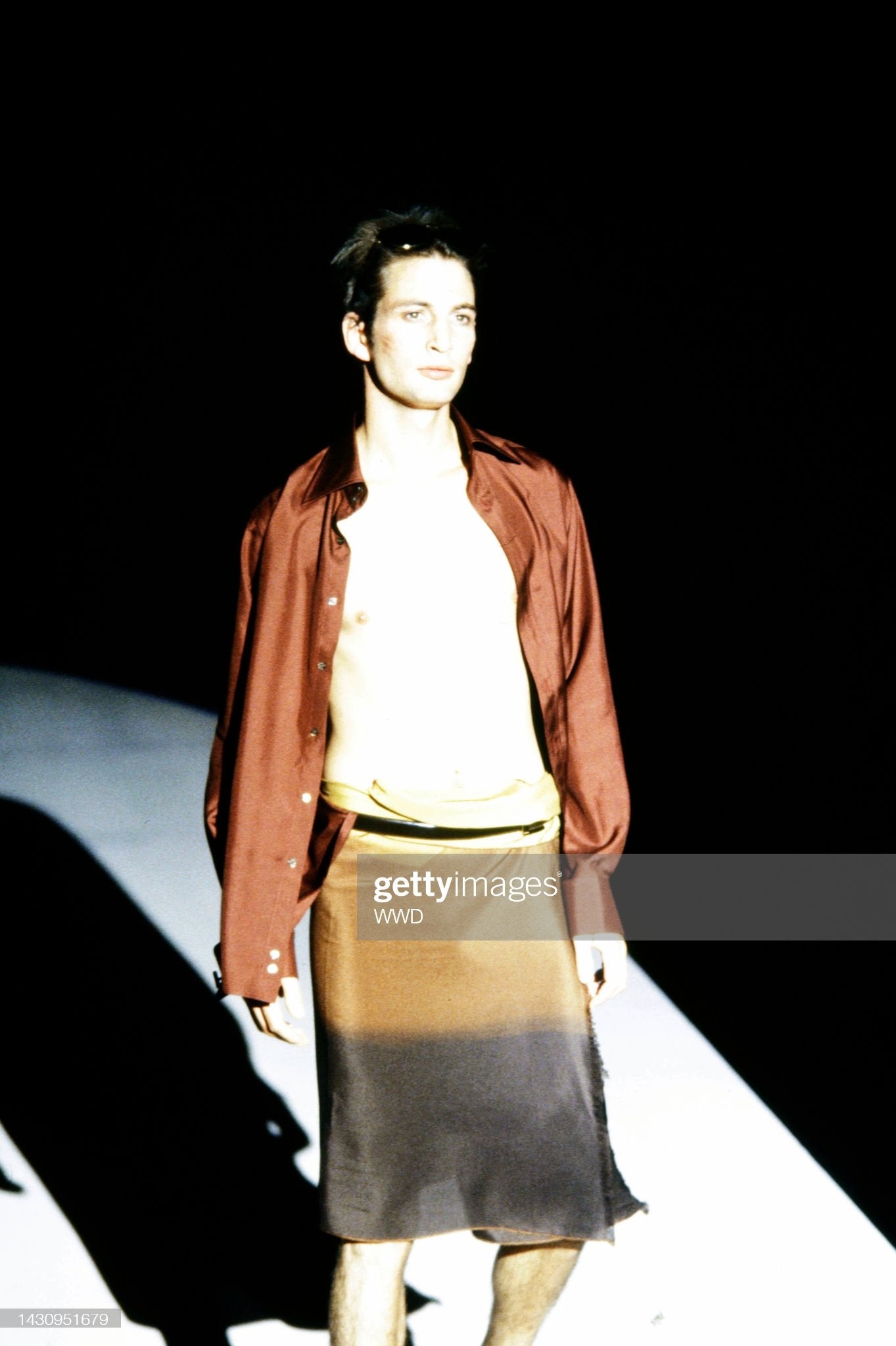 Gucci Spring 1997 Tom Ford Beige Ombré Tee S - 4
