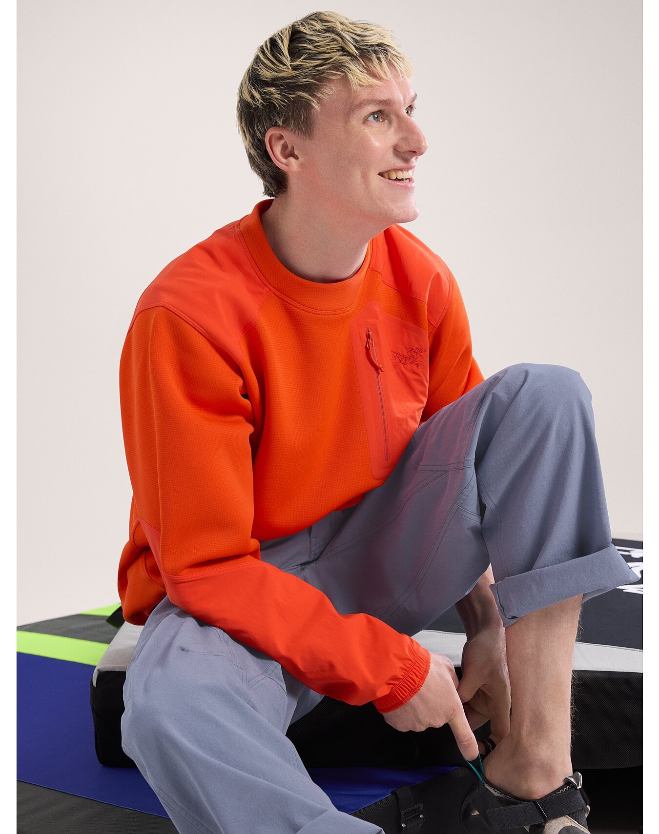 Konseal Crew Neck Pullover - 3