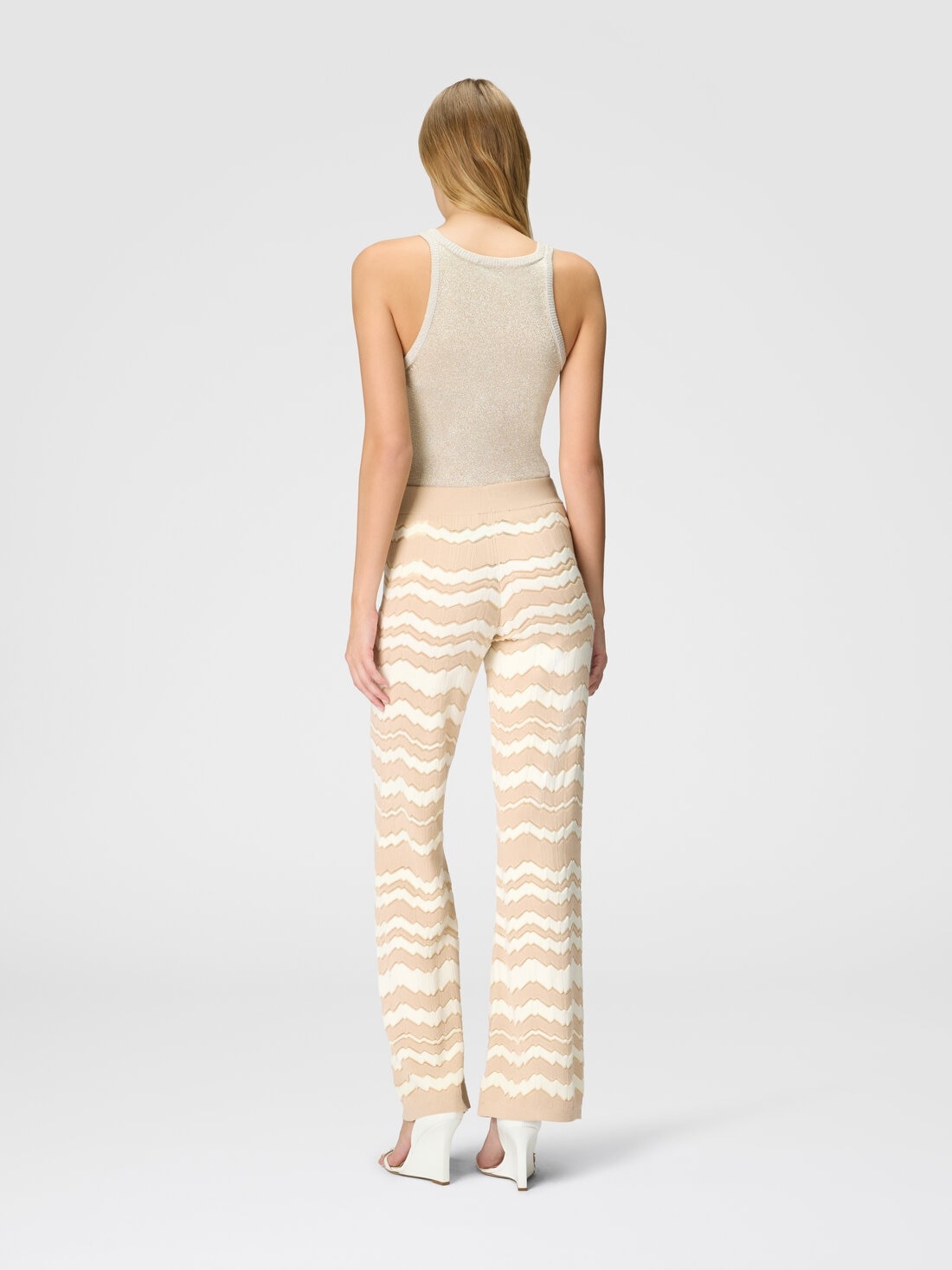 Tone-on-tone zigzag pants - 3