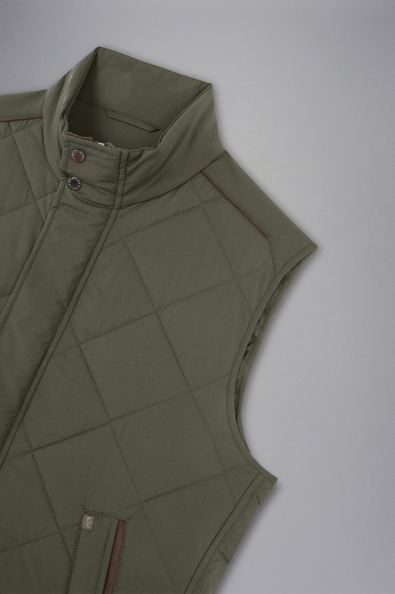 QUILTED VEST WITH ALCANTARA® DETAILS 5