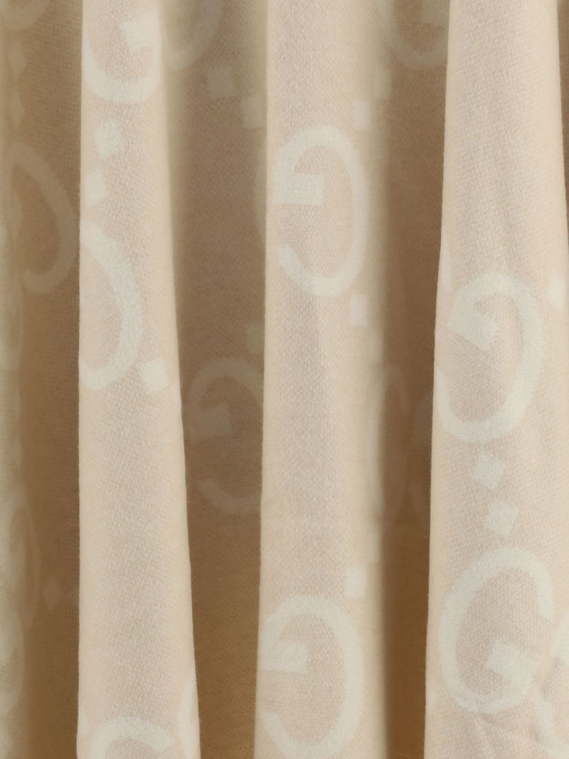 GG-pattern fringe cape 5