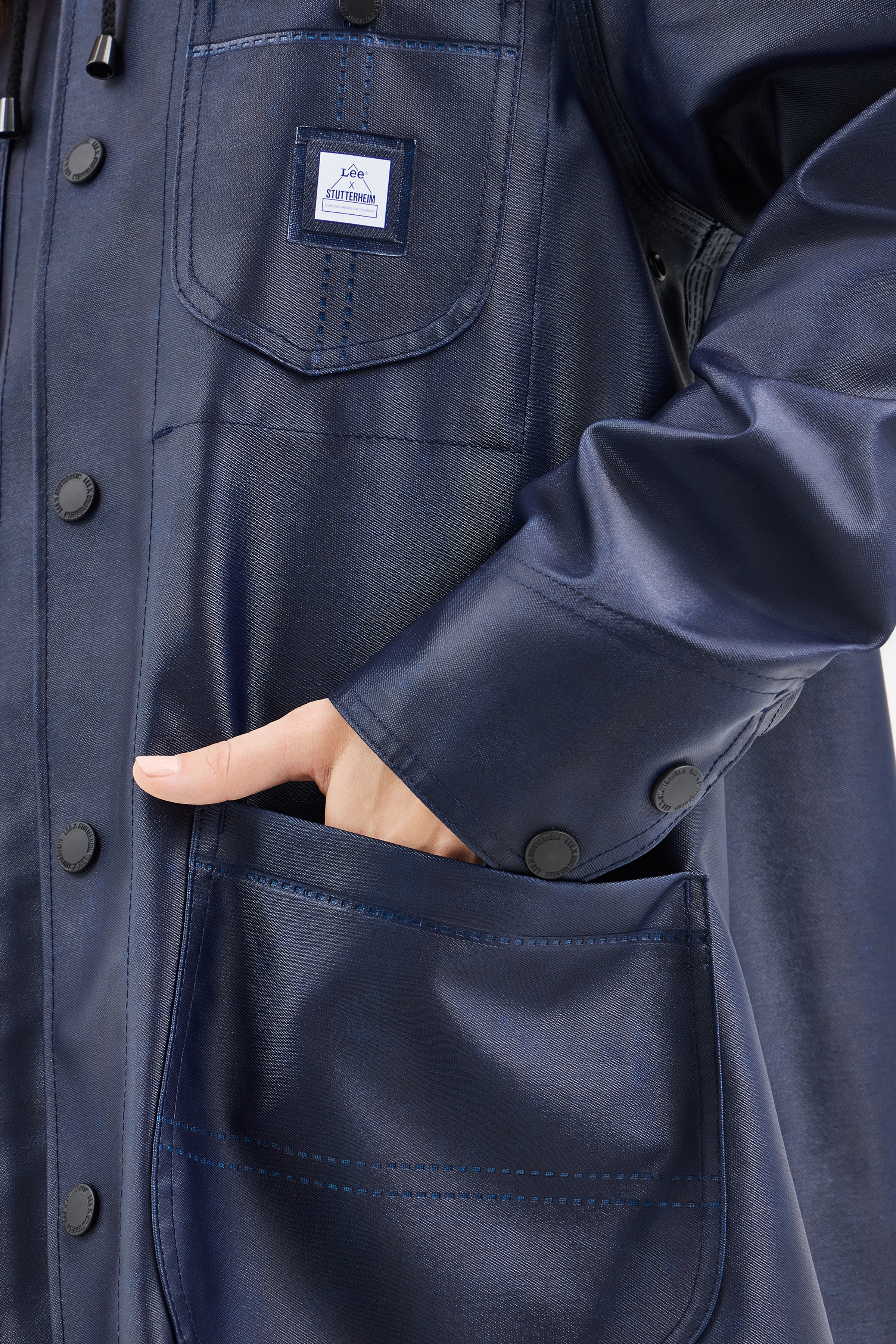 Women´s Lee® x STUTTERHEIM Chore Raincoat Aviator Navy - 5