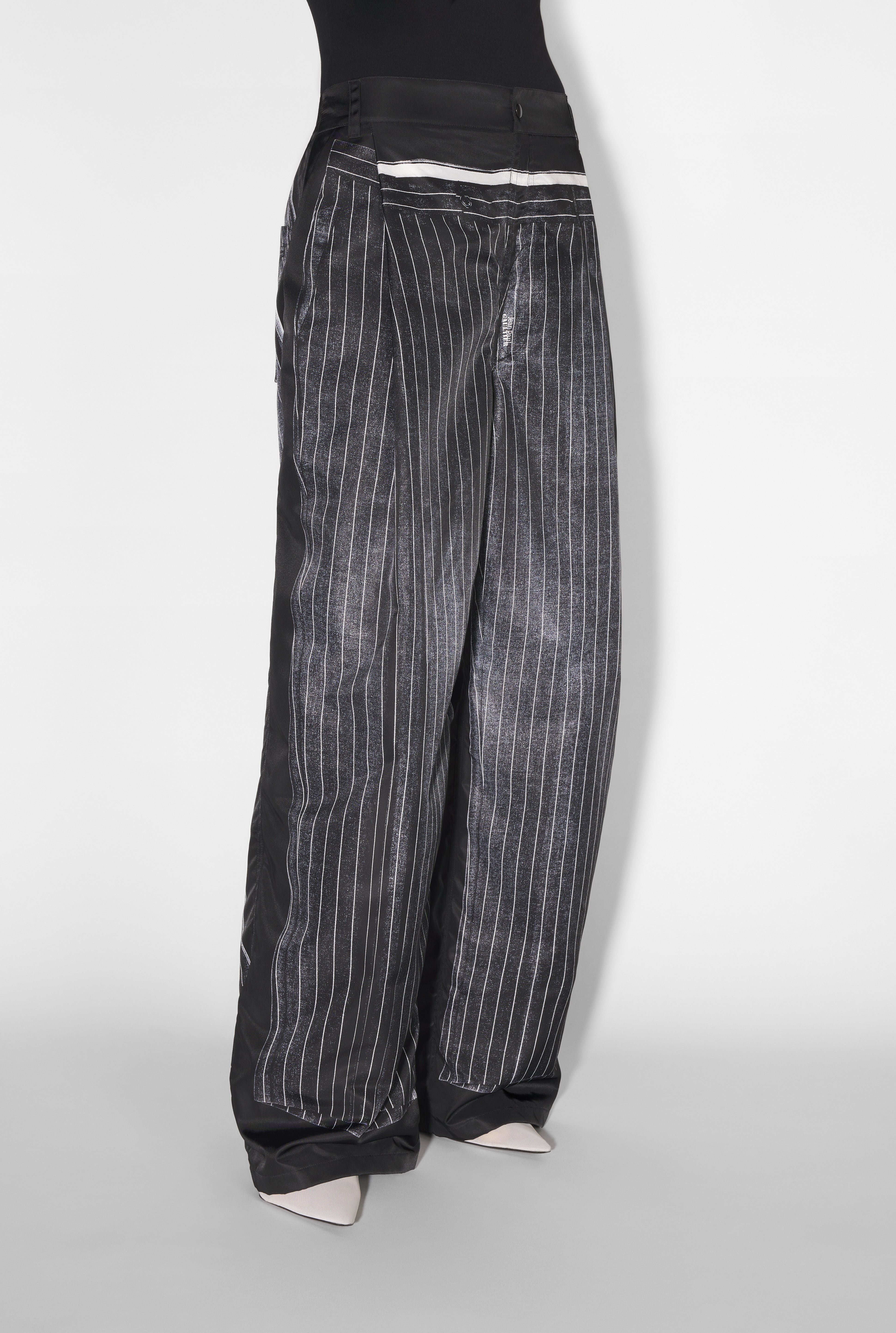 THE TROMPE-L'ŒIL PANTS - 3