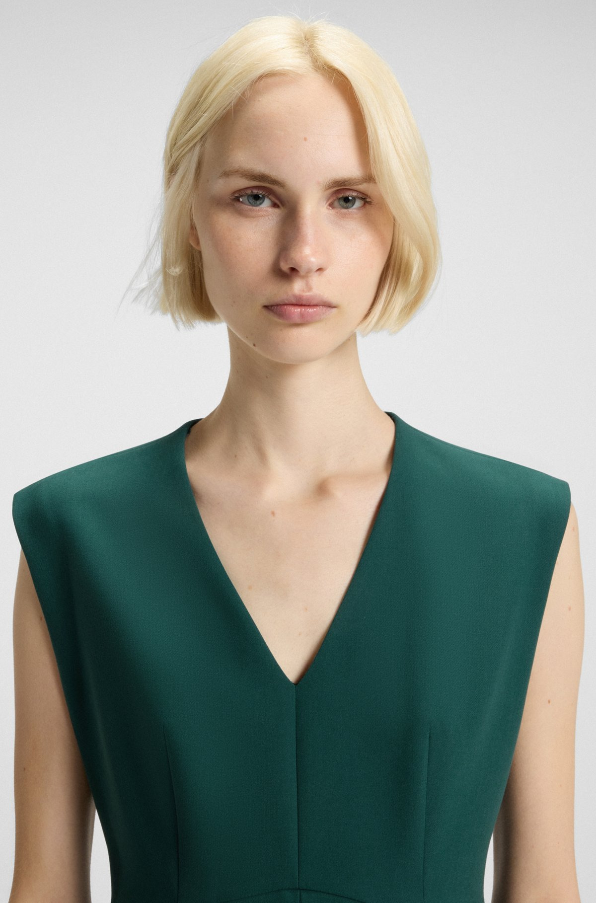 REGULAR-FIT SLEEVELESS DRESS WITH FRONT PLEAT - 5
