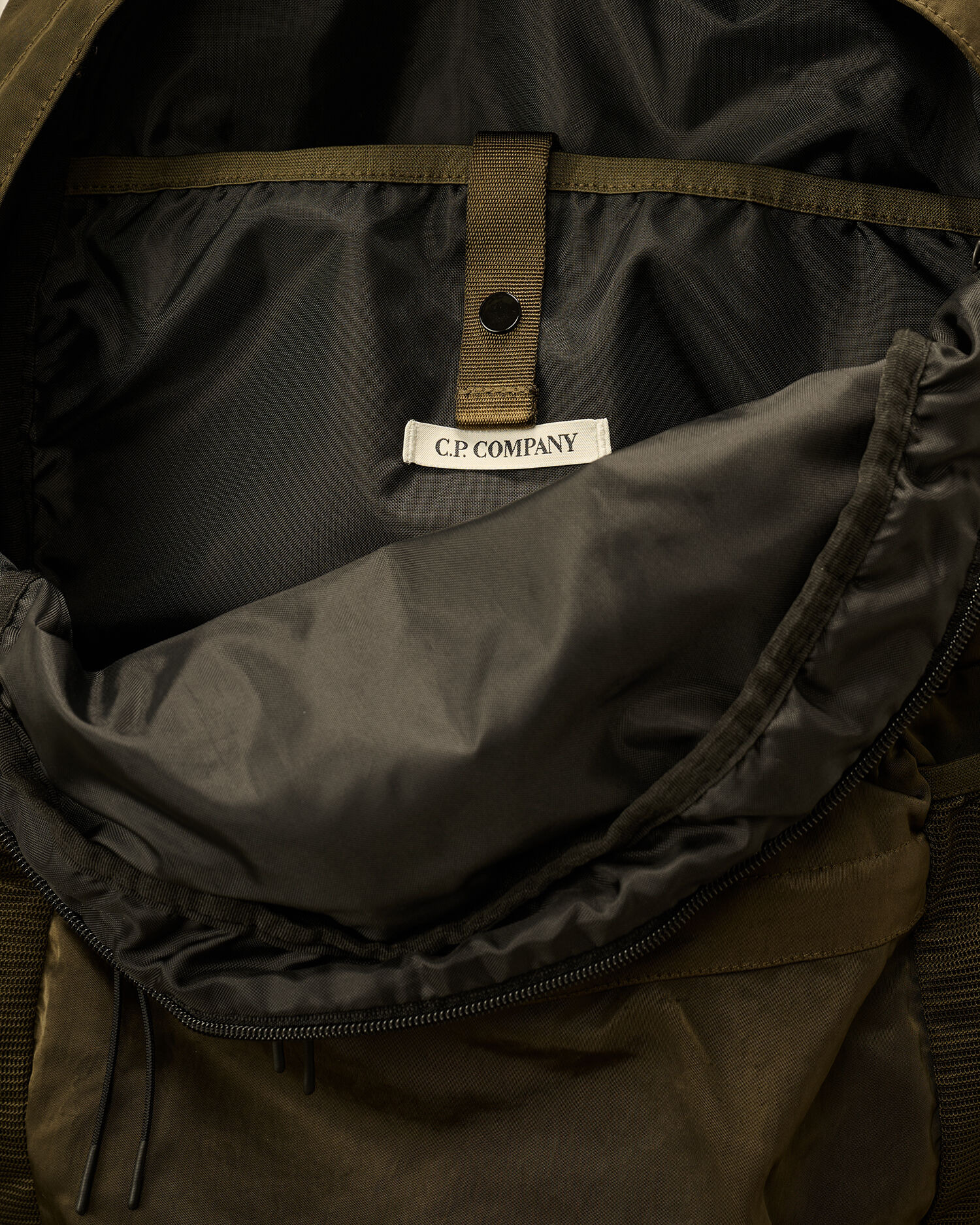 Nylon B Lens Backpack - 4
