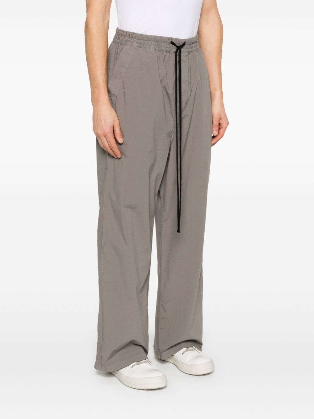 straight trousers - 3