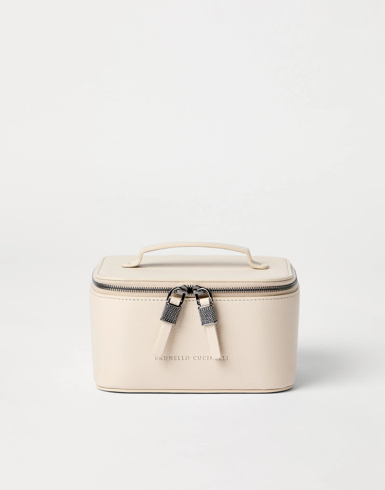 Grained leather jewelry box with shiny zipper pull - 1