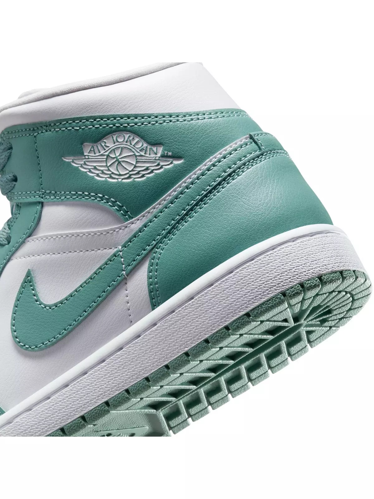 1 Mid "White/Cannon" Women's Shoe - 11