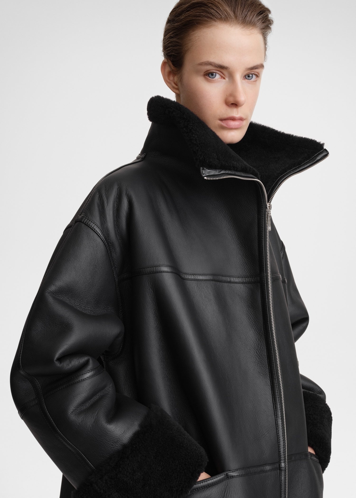 Signature shearling jacket black - 5