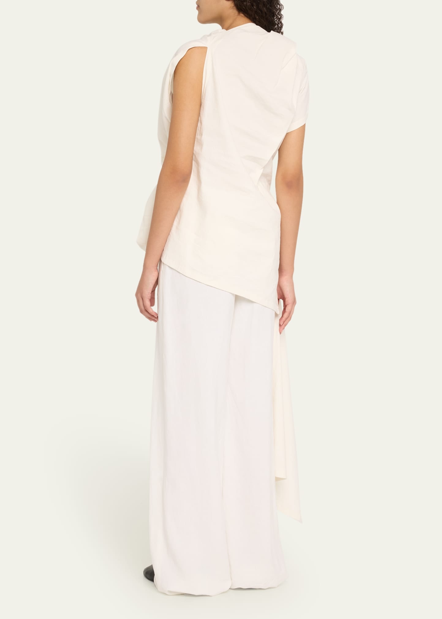UN3D. ASYMME DRAPE OP ¥39,600 Adrianna Papell One Shoulder 3D Flower Applique Asymmetrical