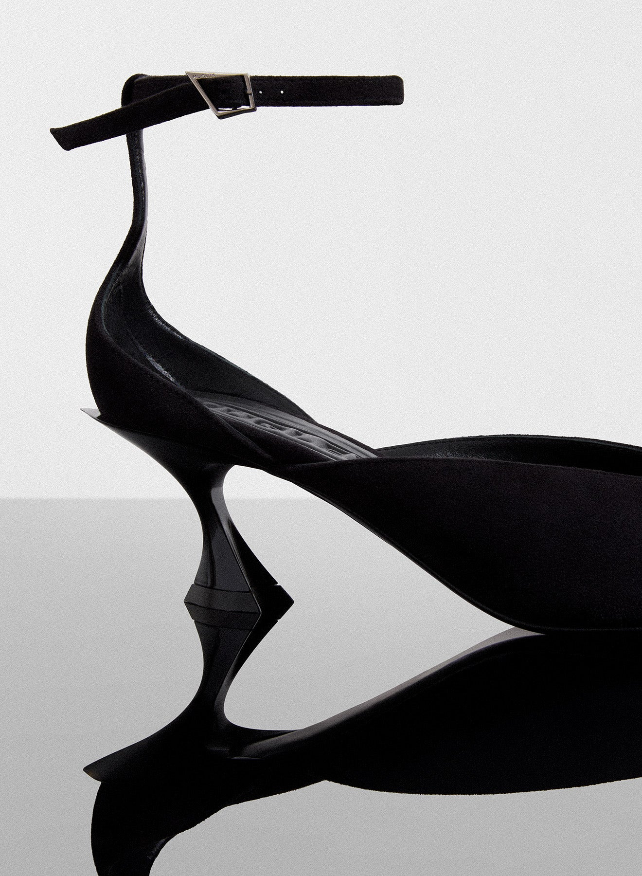 black leather strappy fang 55 mules - 3