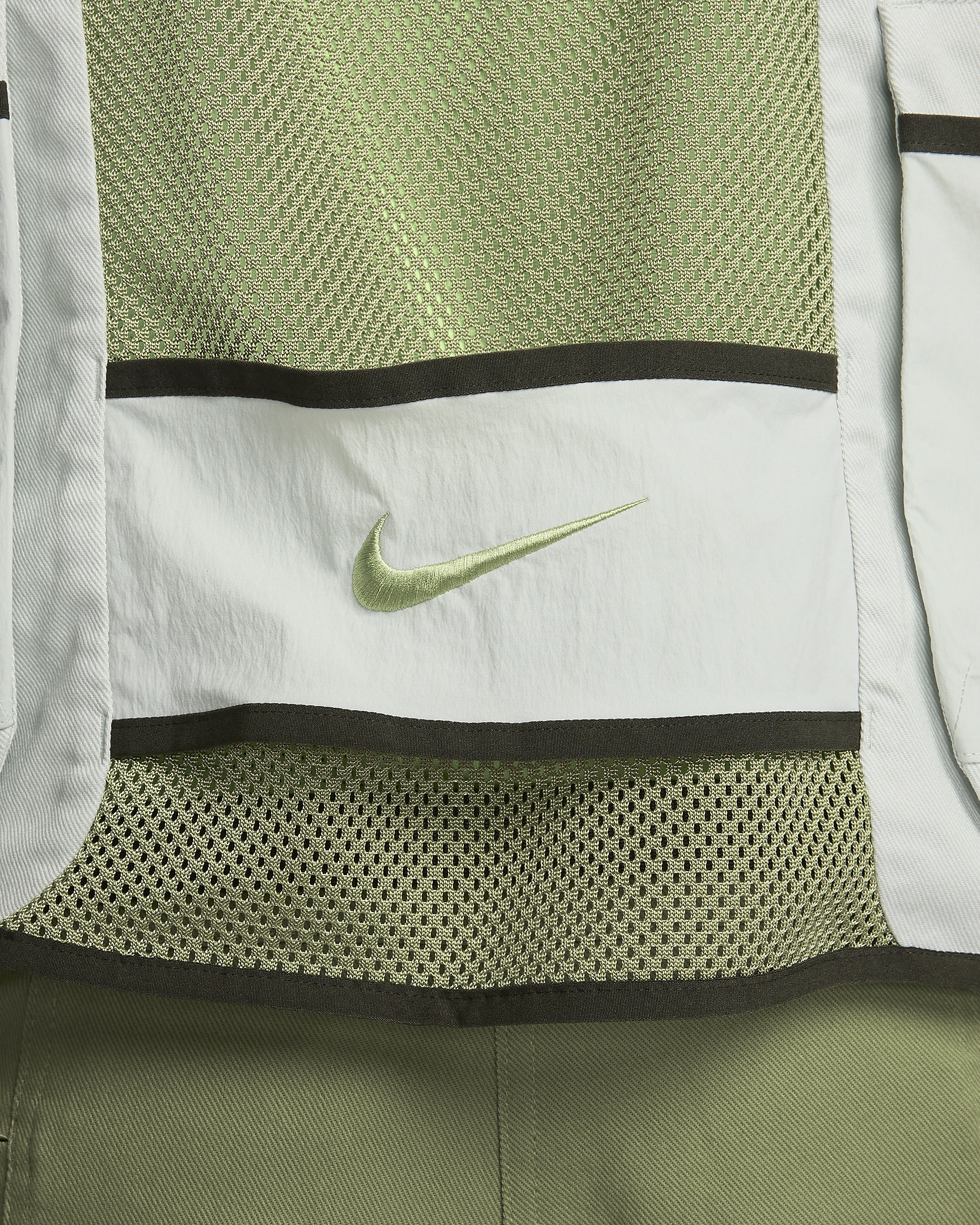 Nike ISPA Vest 2.0 - 10