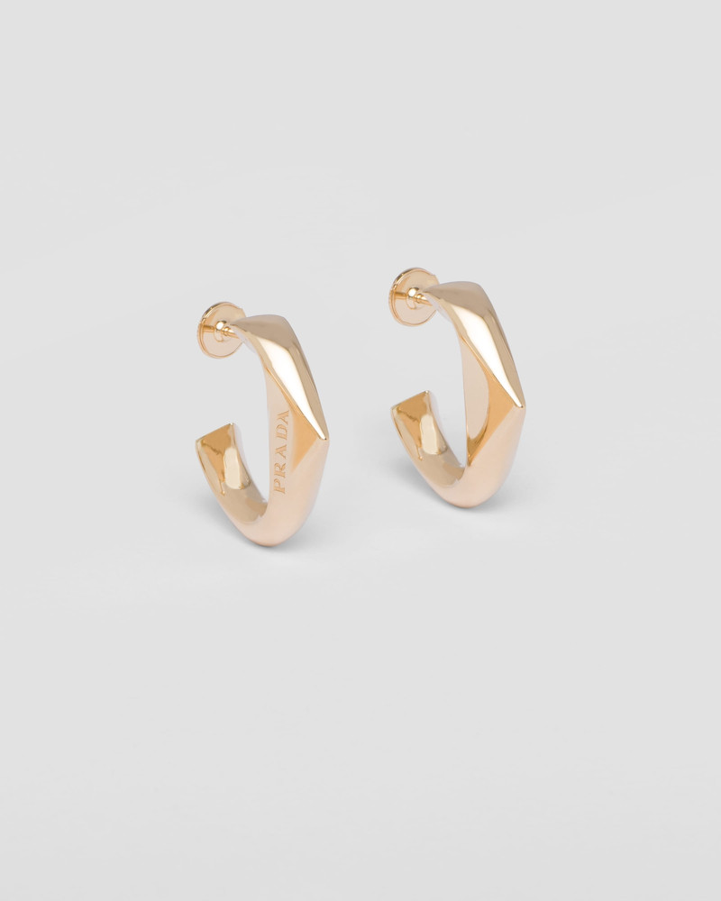 Eternal Gold small earrings in yellow gold 1