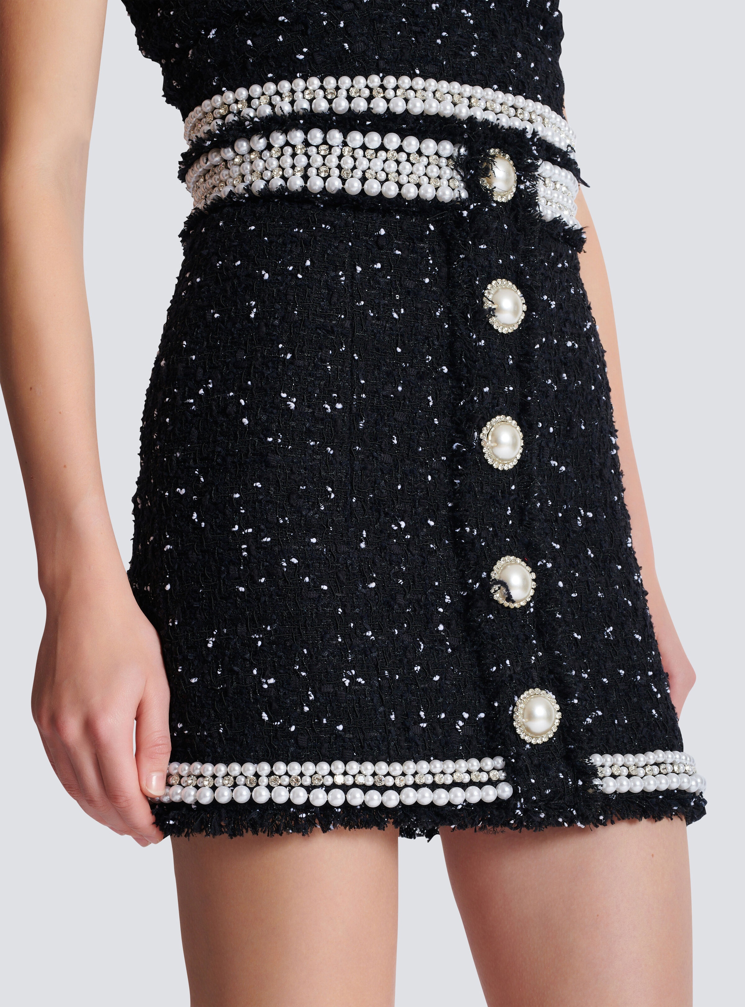 Short embroidered polka-dot tweed skirt - 7