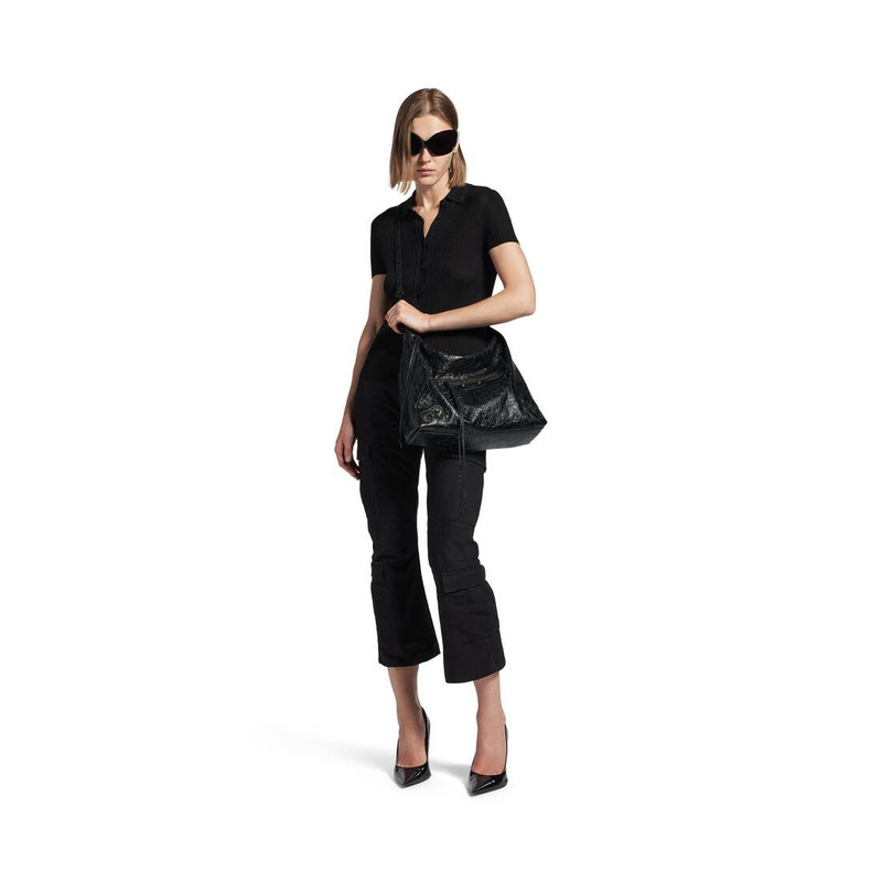 Women's Le City Hobo Bag Medium in Black 7