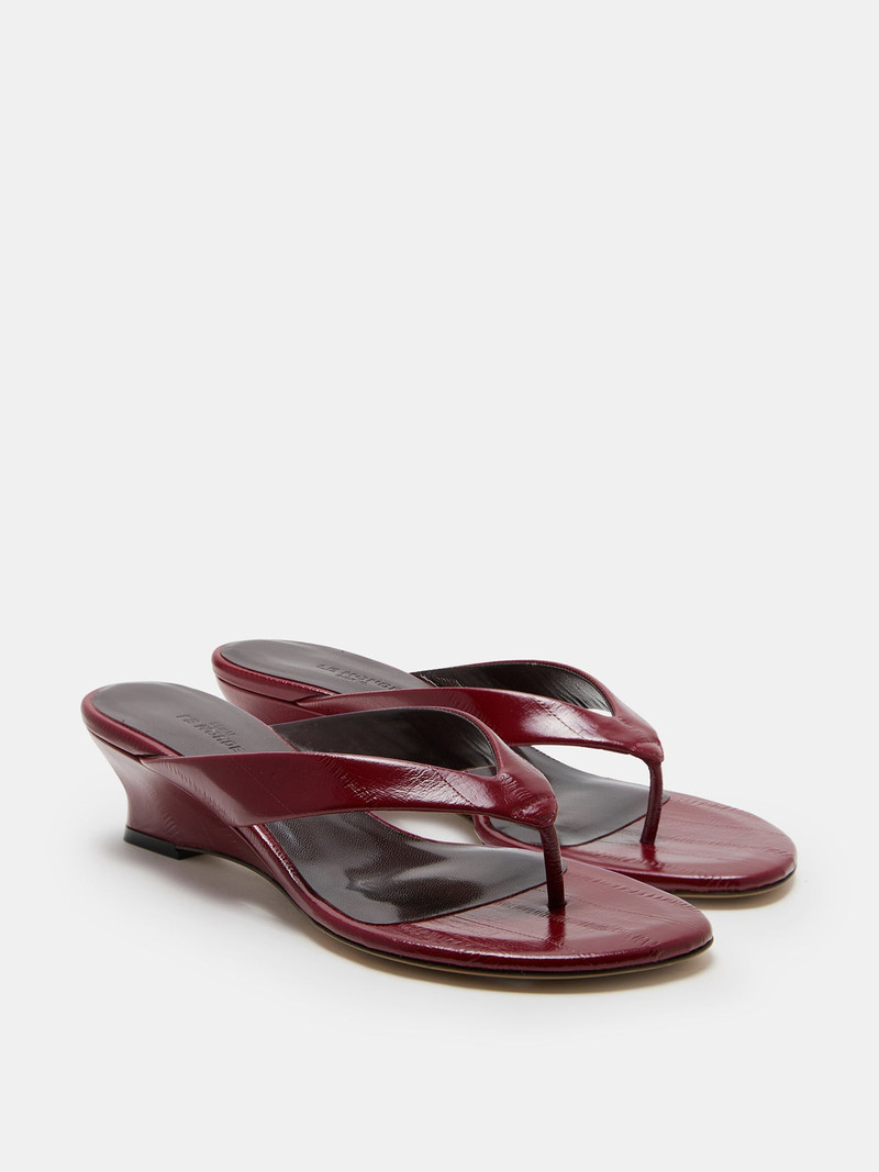 LE MONDE BÉRYL Micro Wedge Thong / Oxblood Leather Eel Effect outlook
