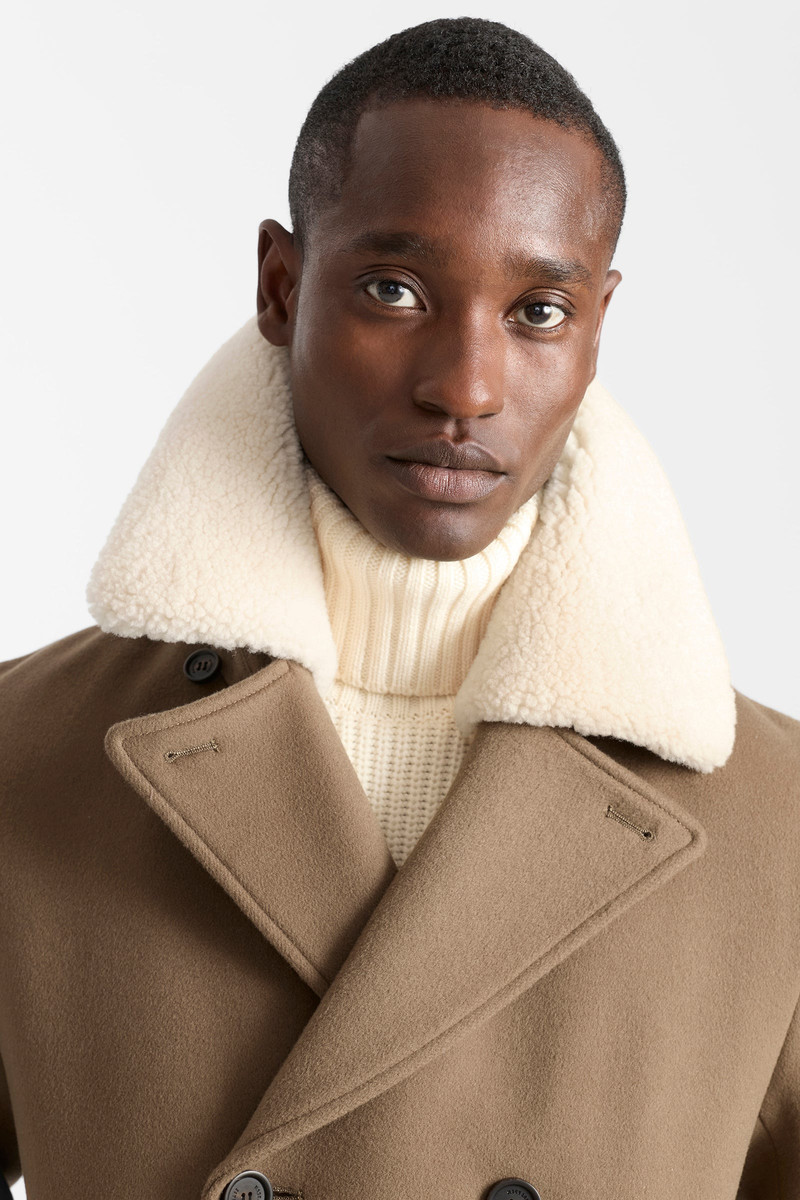 COLE-Z wool double-breasted jacket with shearling collar 12