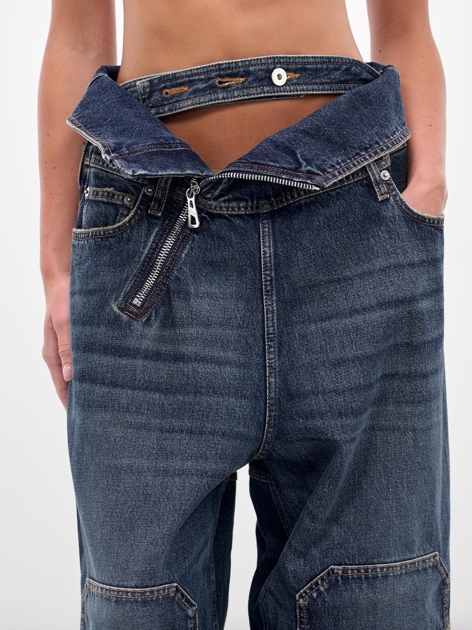 Blue Zipped Patch Denim Jeans - 5
