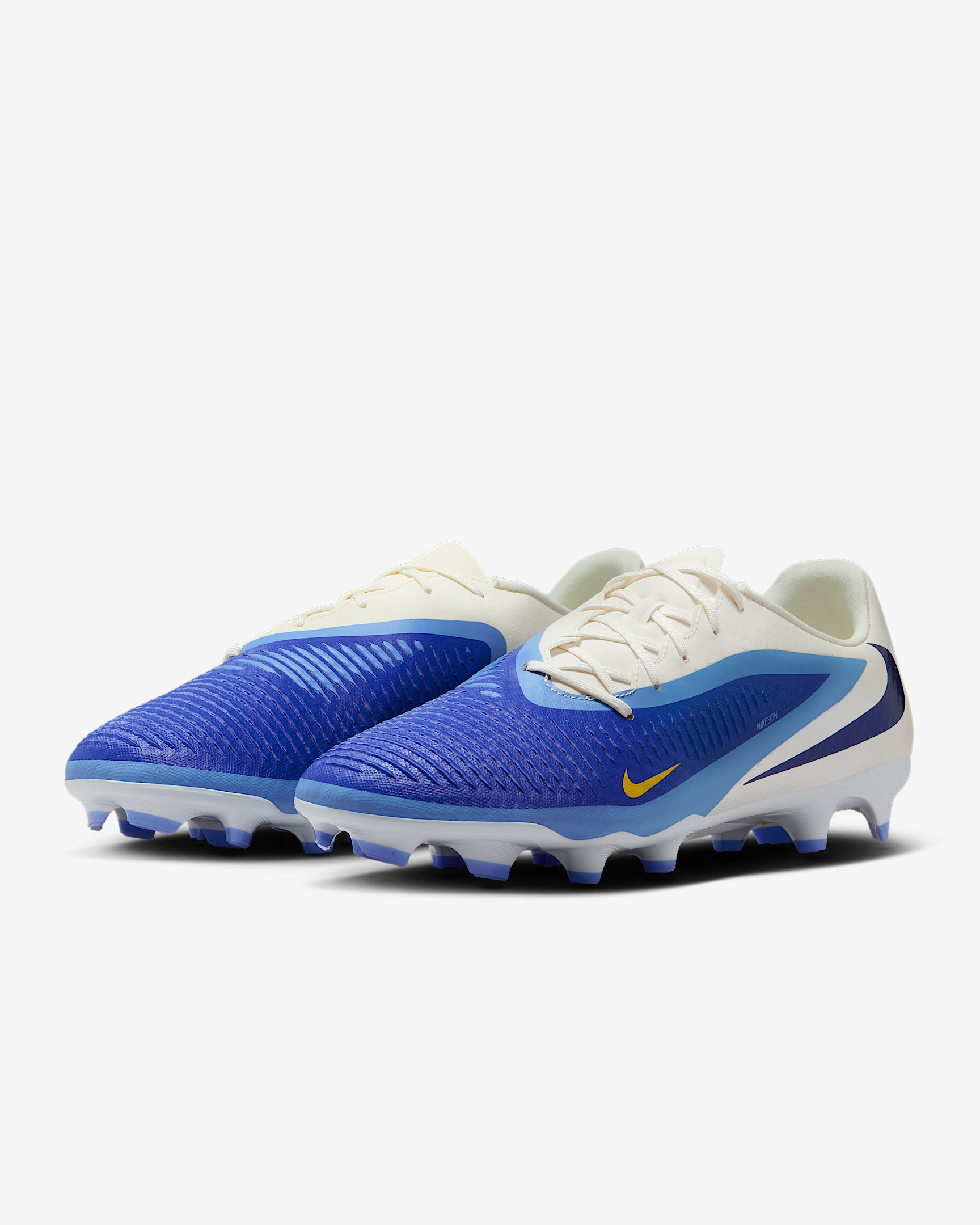 Nike Phantom 6 Low Academy Multi-Ground Soccer Cleats - 5