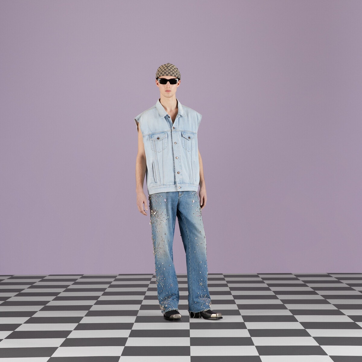 Denim vest with Gucci patch - 2