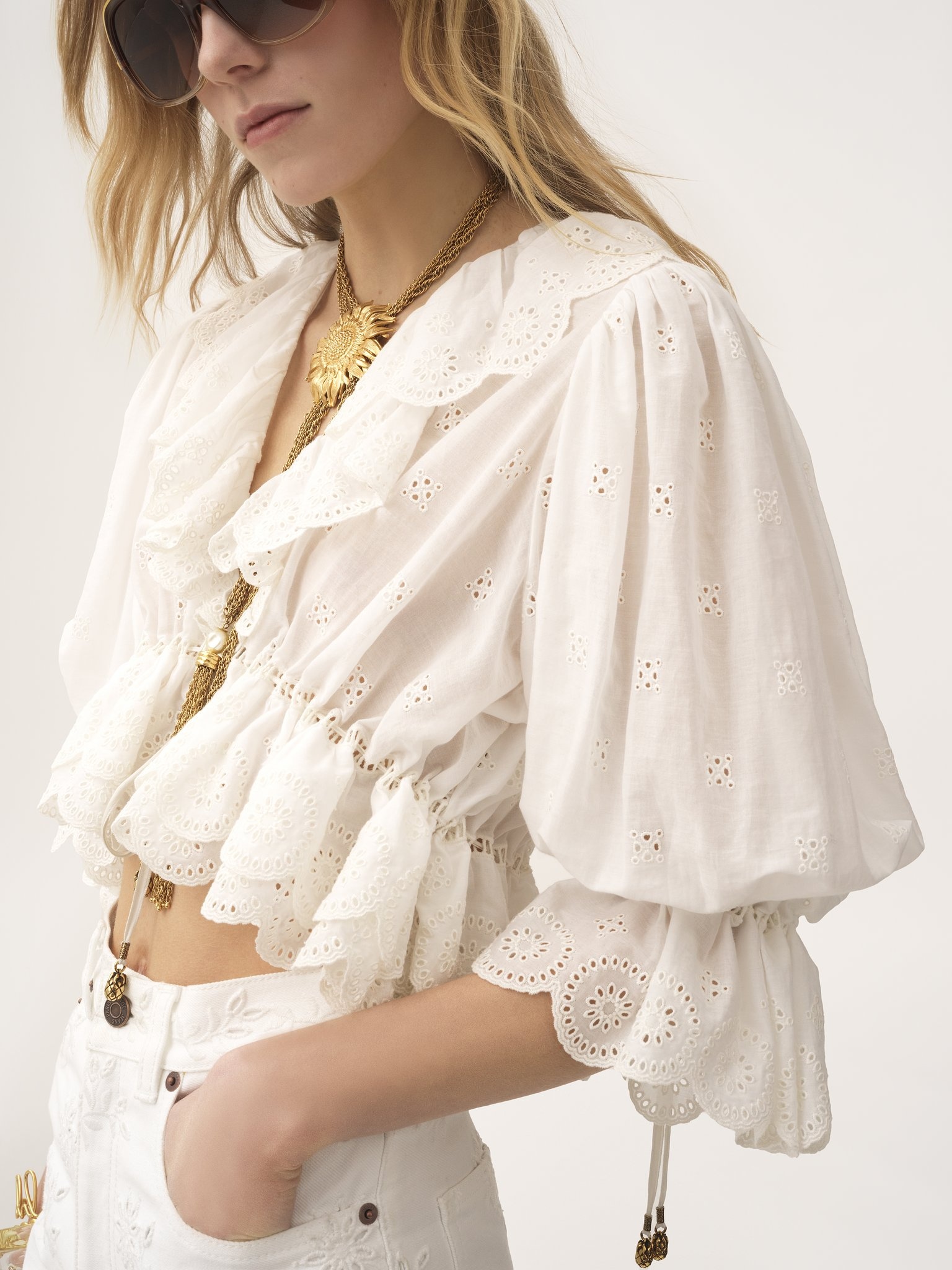 V-NECK RUFFLE TOP IN COTTON VOILE - 4