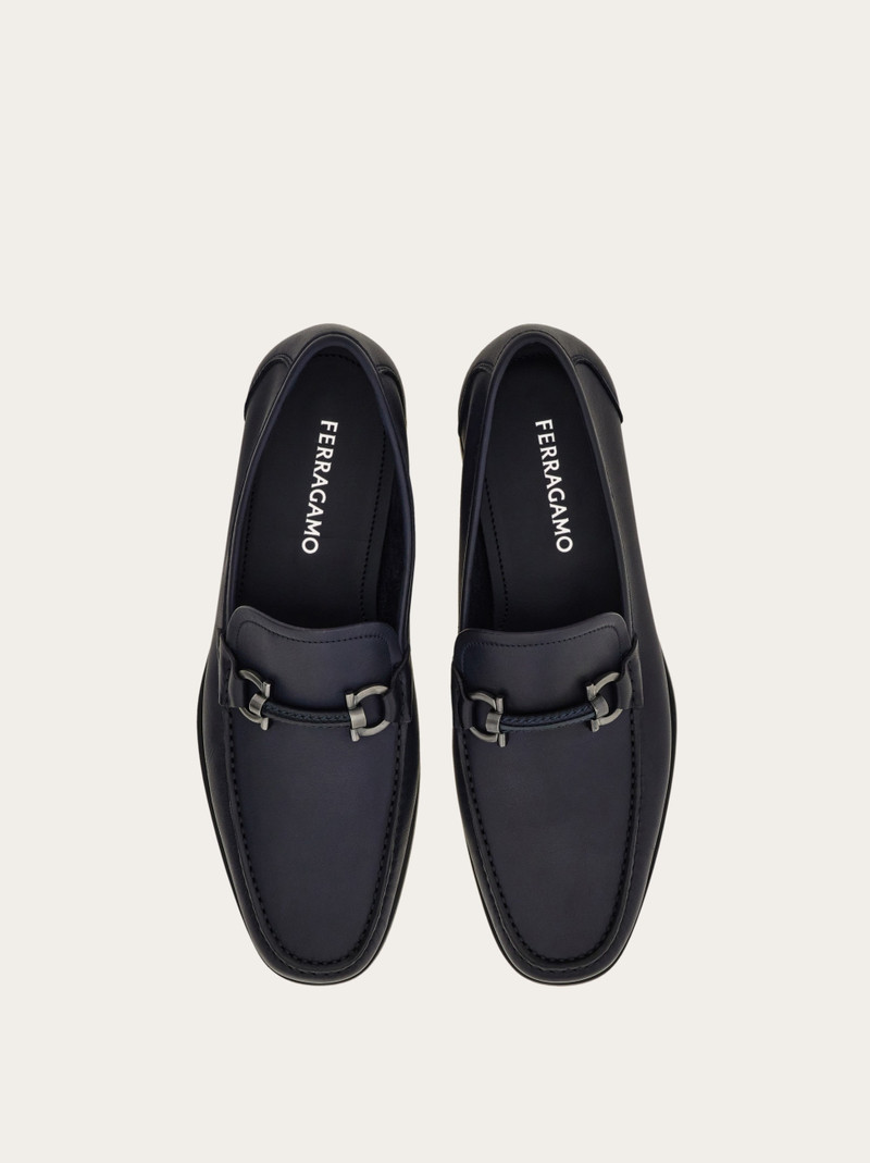 FERRAGAMO Gancini ornament loafer outlook