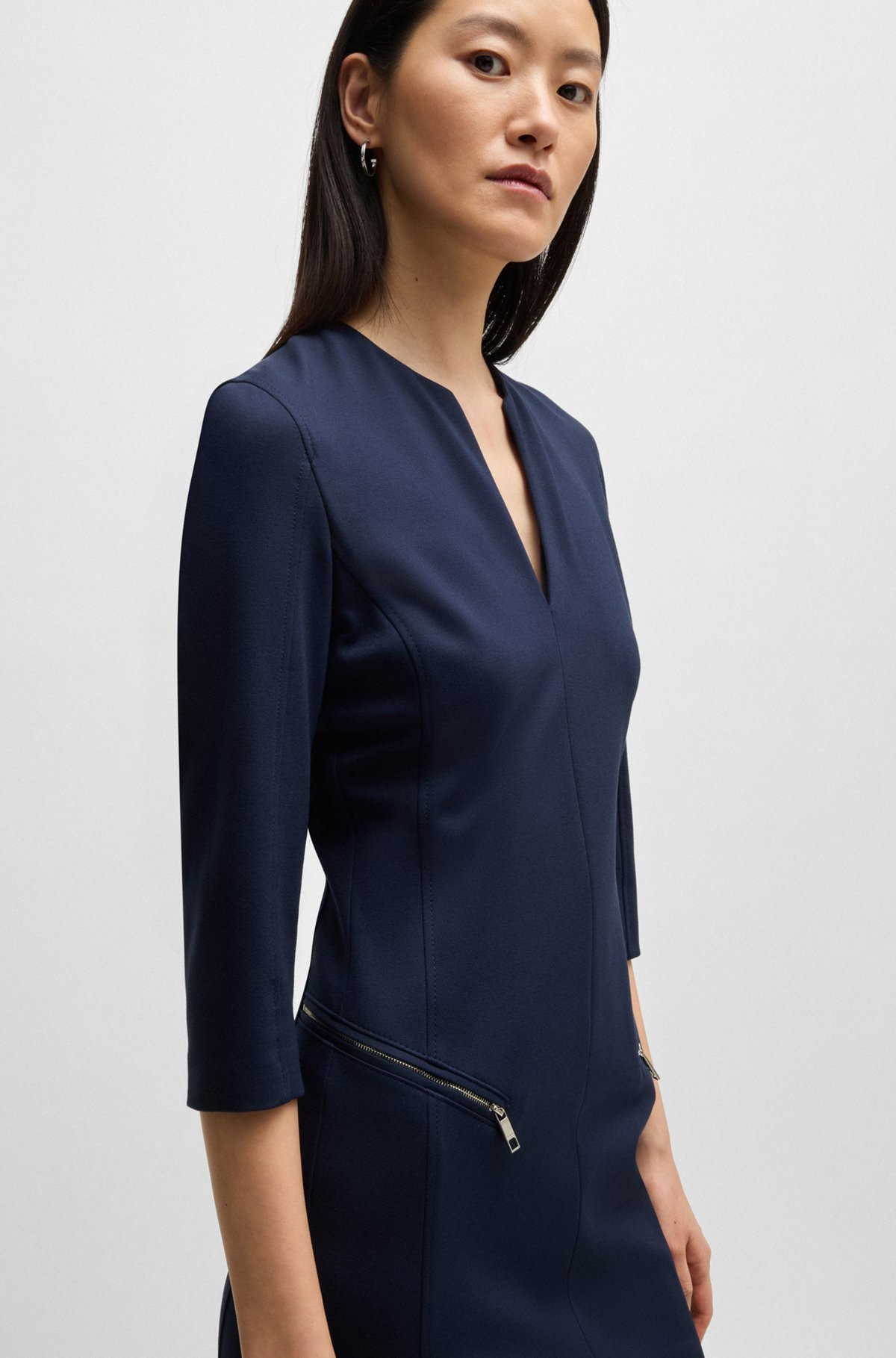 V-NECK DRESS WITH ZIPPED POCKETS AND CROPPED SLEEVES - 6