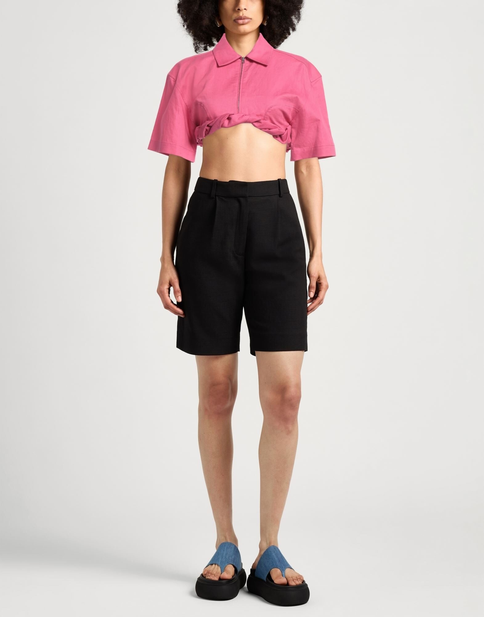 JACQUEMUS ブラック tops Jacquemus Draped Top | Black | FARFETCH