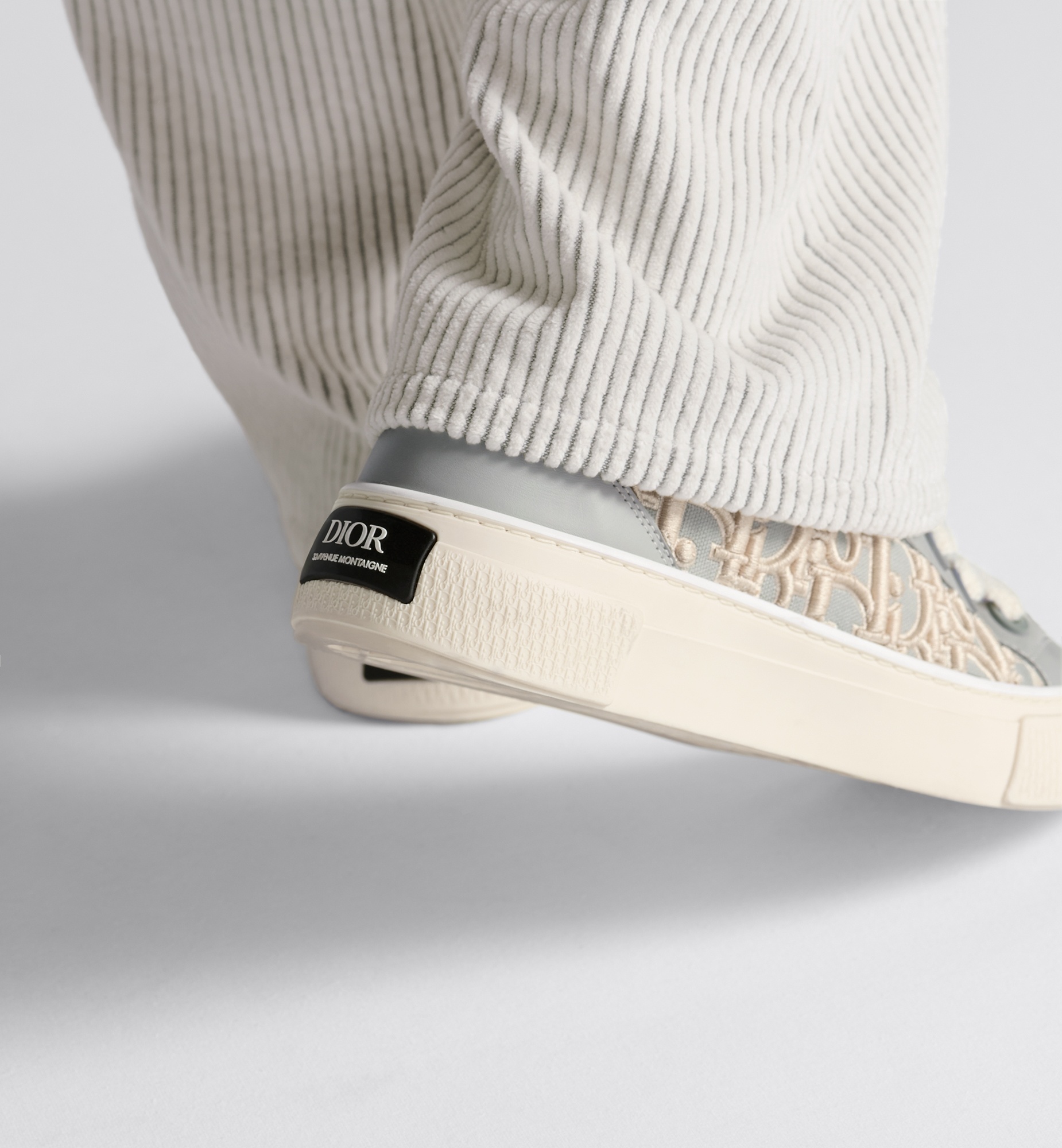 B33 Sneaker - LIMITED AND NUMBERED EDITION - 3